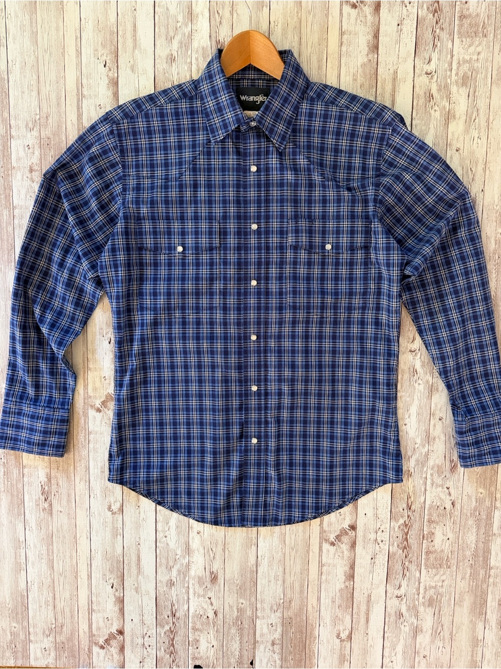Wrangler Men's Snap Button Shirt sz Medium Blue Plaid Long‎ Sleeve Pearl Western